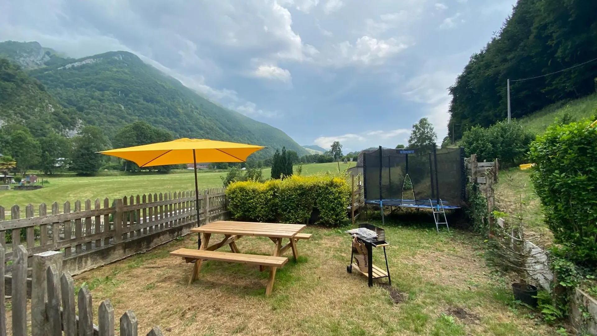 Chalet L'Arbizon 康庞 0*,  法国